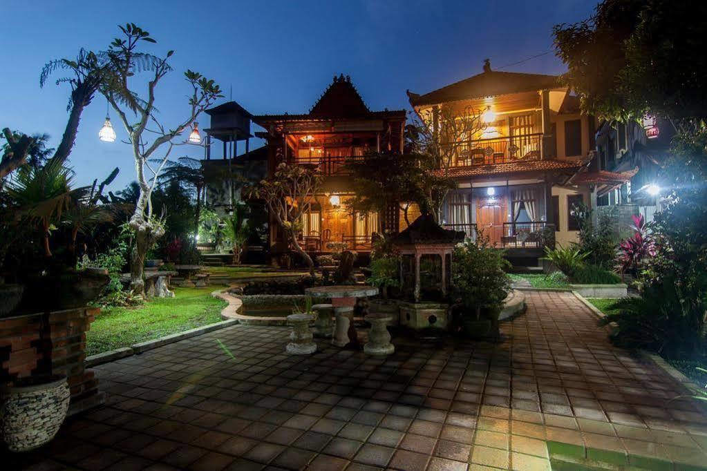 Ganesha Ubud Inn Exterior foto